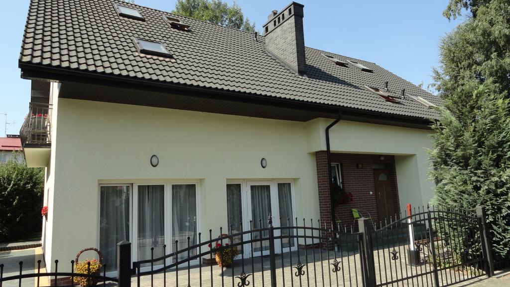 Dom Artusa Ustka Bagian luar foto