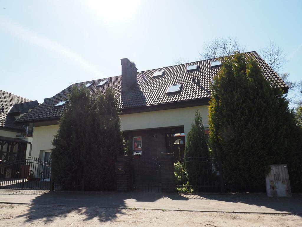 Dom Artusa Ustka Bagian luar foto