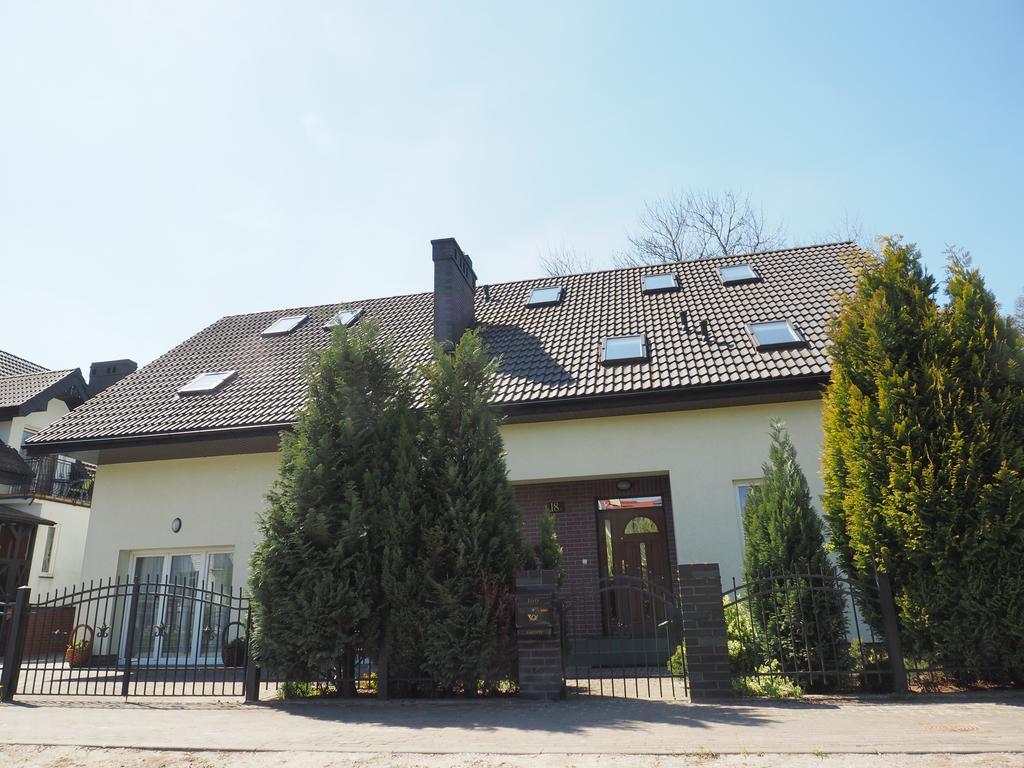 Dom Artusa Ustka Bagian luar foto